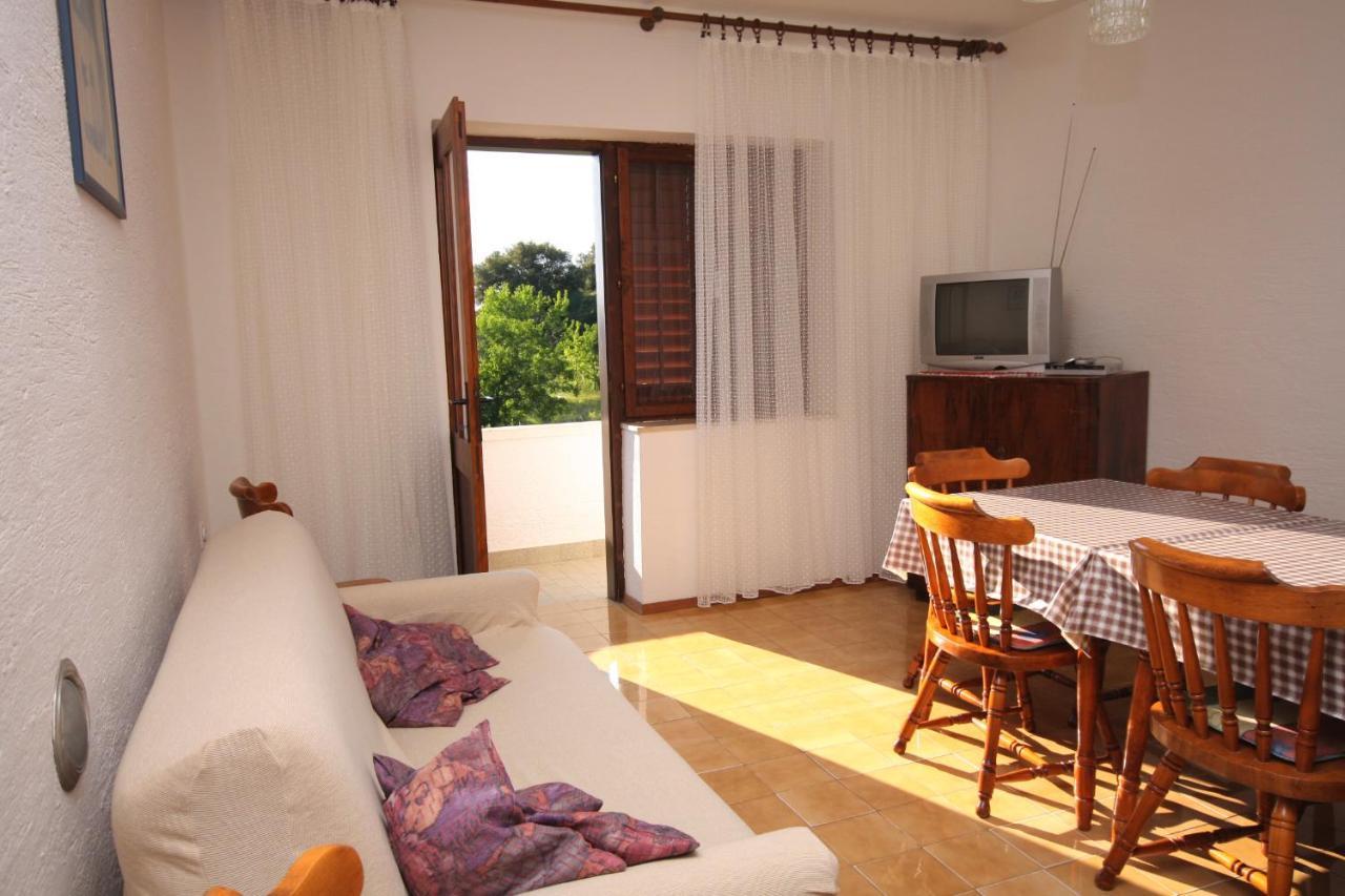 Apartments By The Sea Kampor, Rab - 5051 المظهر الخارجي الصورة