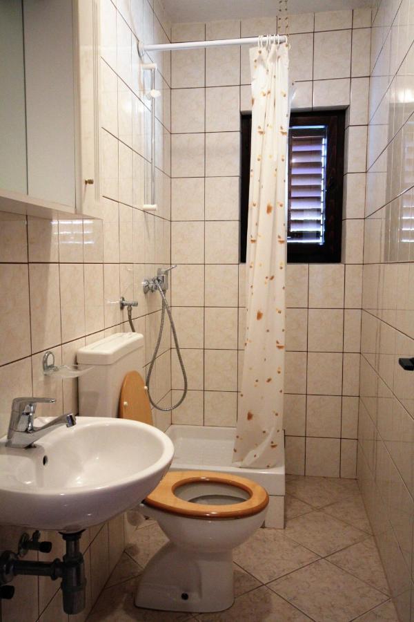 Apartments By The Sea Kampor, Rab - 5051 المظهر الخارجي الصورة