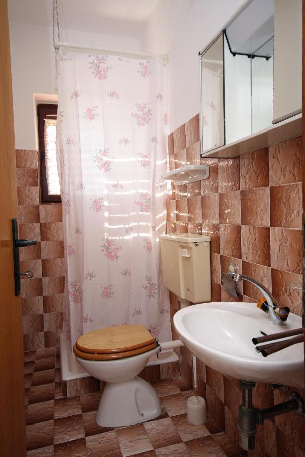 Apartments By The Sea Kampor, Rab - 5051 المظهر الخارجي الصورة